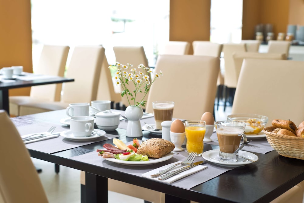 ACHAT Hotel Dresden Altstadt 60/72