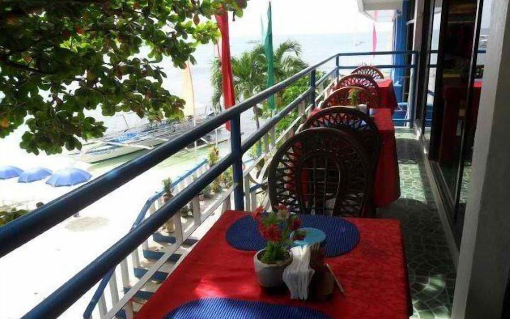 BLUE CORALS BEACH RESORT 49/66