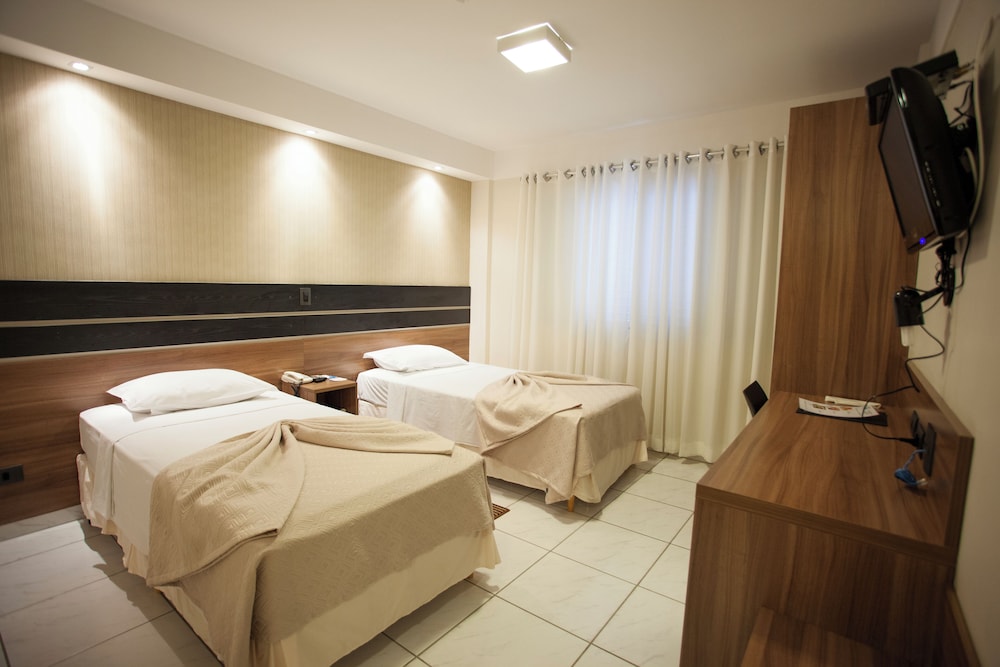 Astron Associado Estoril Hotel 25/64