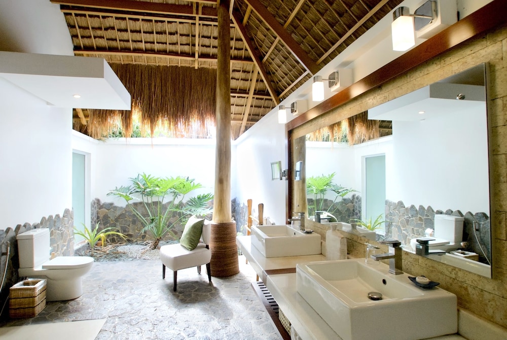 Atmosphere Resorts And Spa 59/70