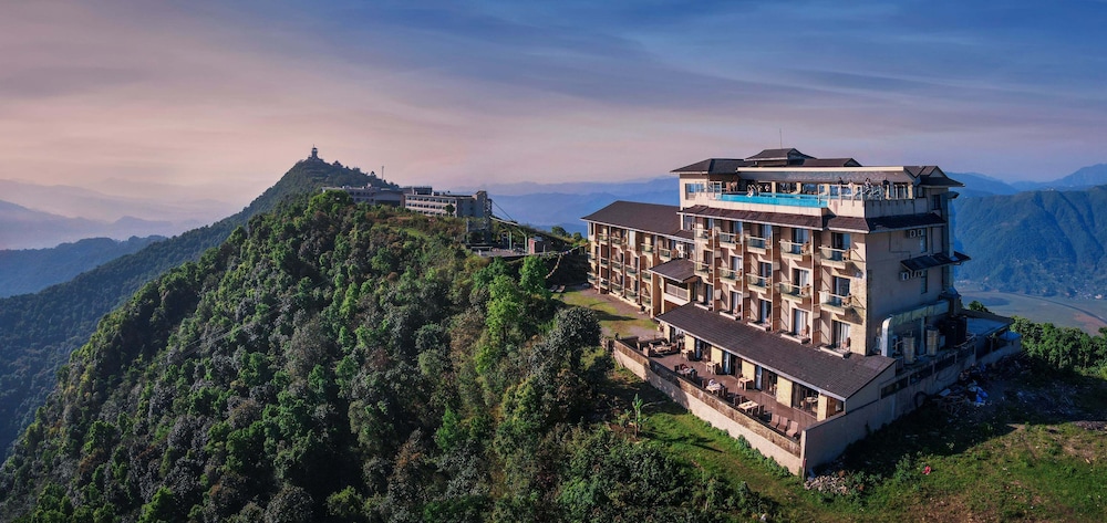 Sarangkot Mountain Lodge in POKHARA
