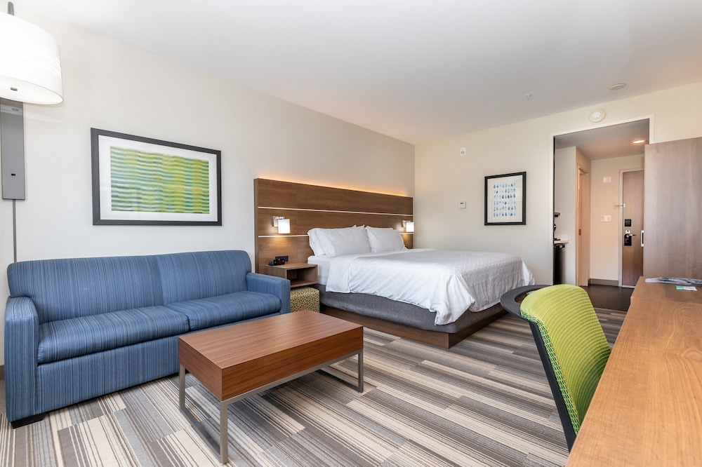 Holiday Inn Express Suites Chilliwack East 9/34
