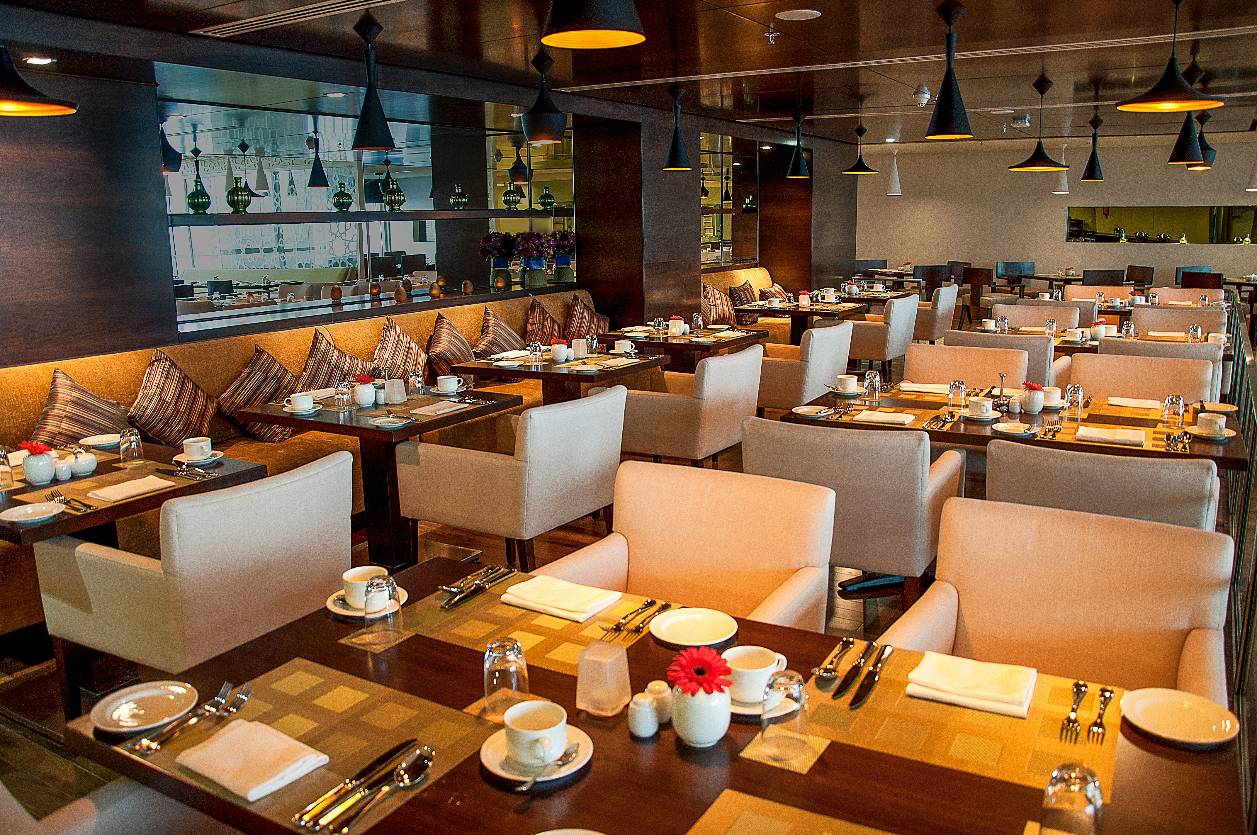 Copthorne Hotel Sharjah 55/85