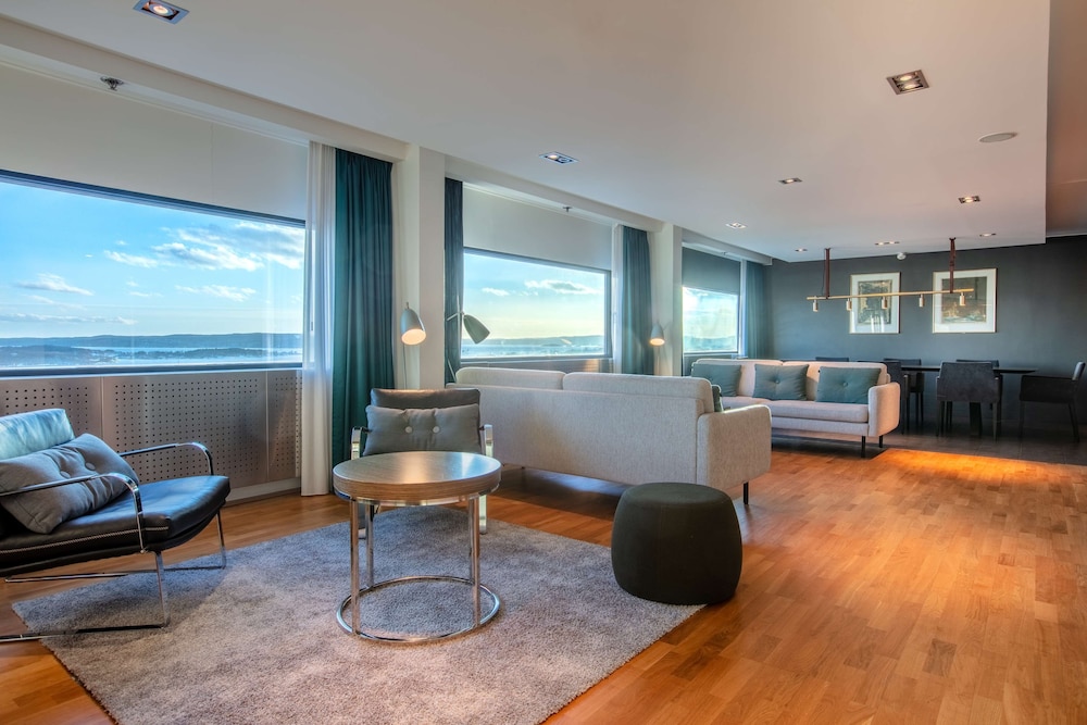 Radisson Blu Scandinavia Oslo 56/76