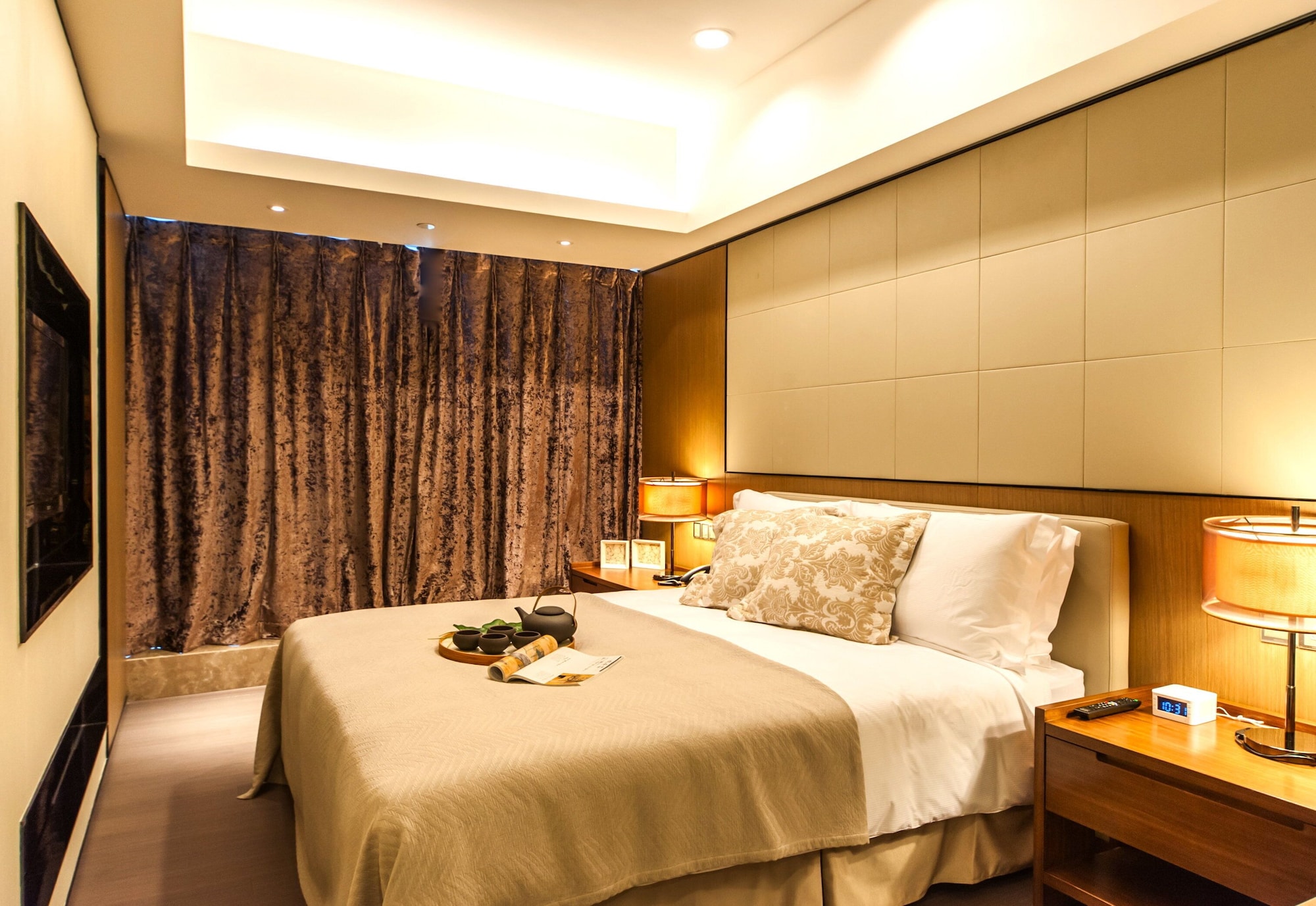 1 Bedroom, Premier, Apartment, King Bed, City View, Kitchen, Ascott IFC Guangzhou 6/10