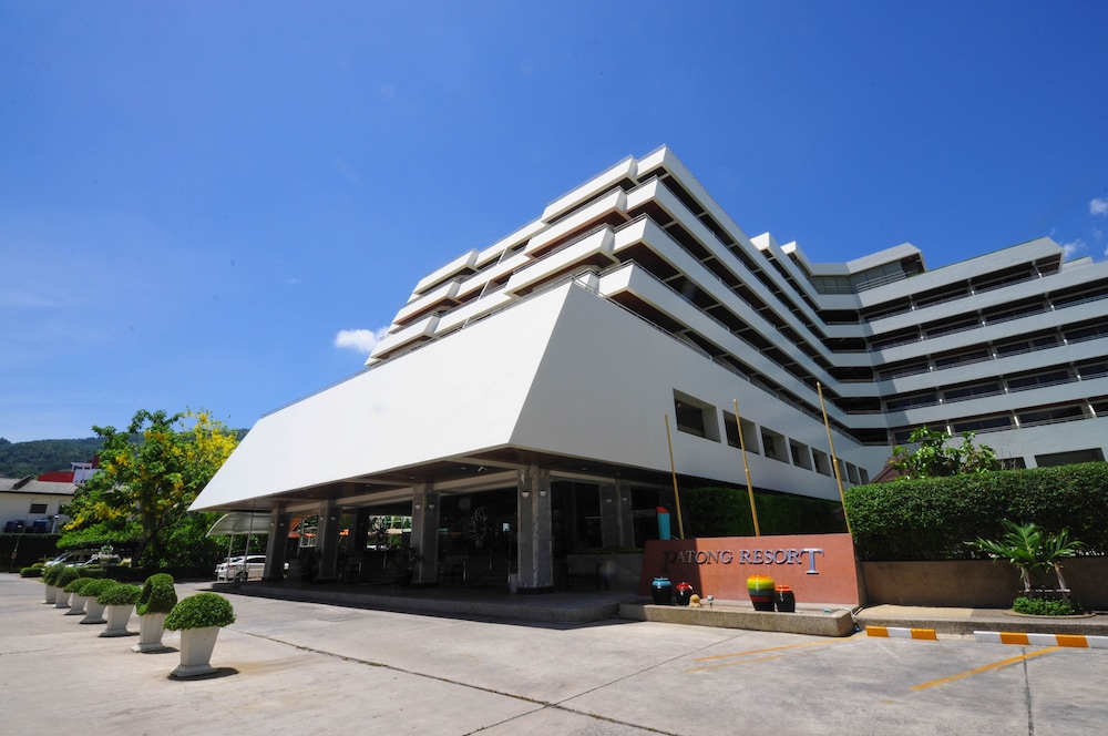 Patong Resort Hotel 62/66