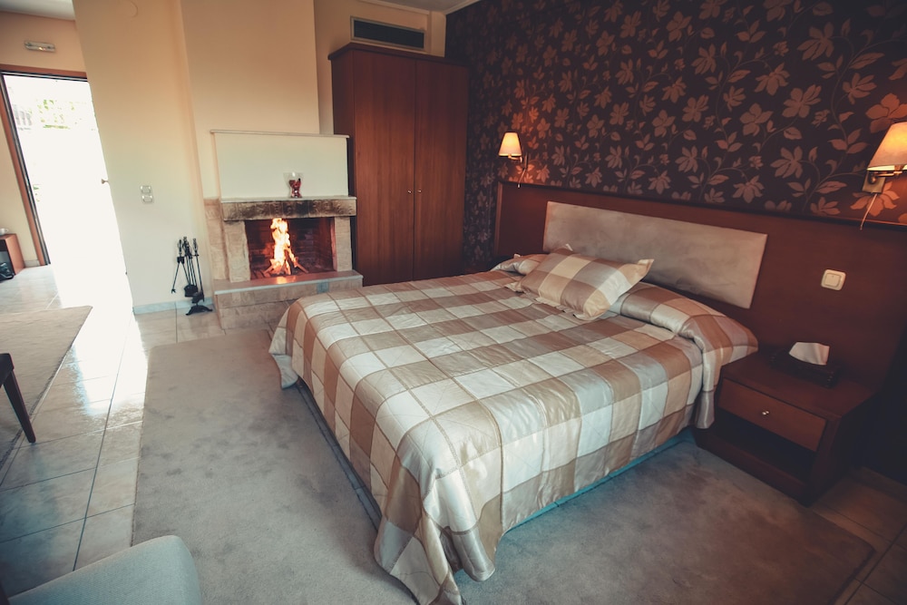 Pelion Resort 36/78