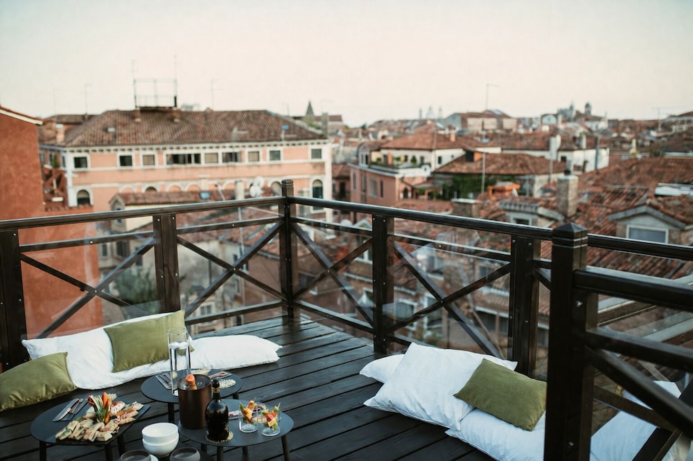 Palazzo Barocci Venezia 59/72