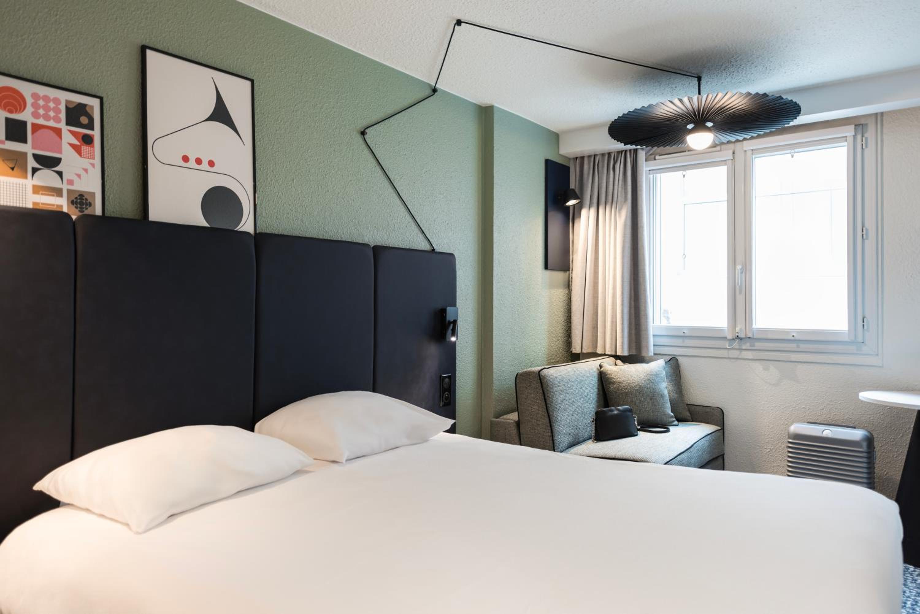 غرفة قياسية بسرير مزدوج وسرير فردي مع أريكة، ibis Paris Italie Tolbiac 13ème 3/7