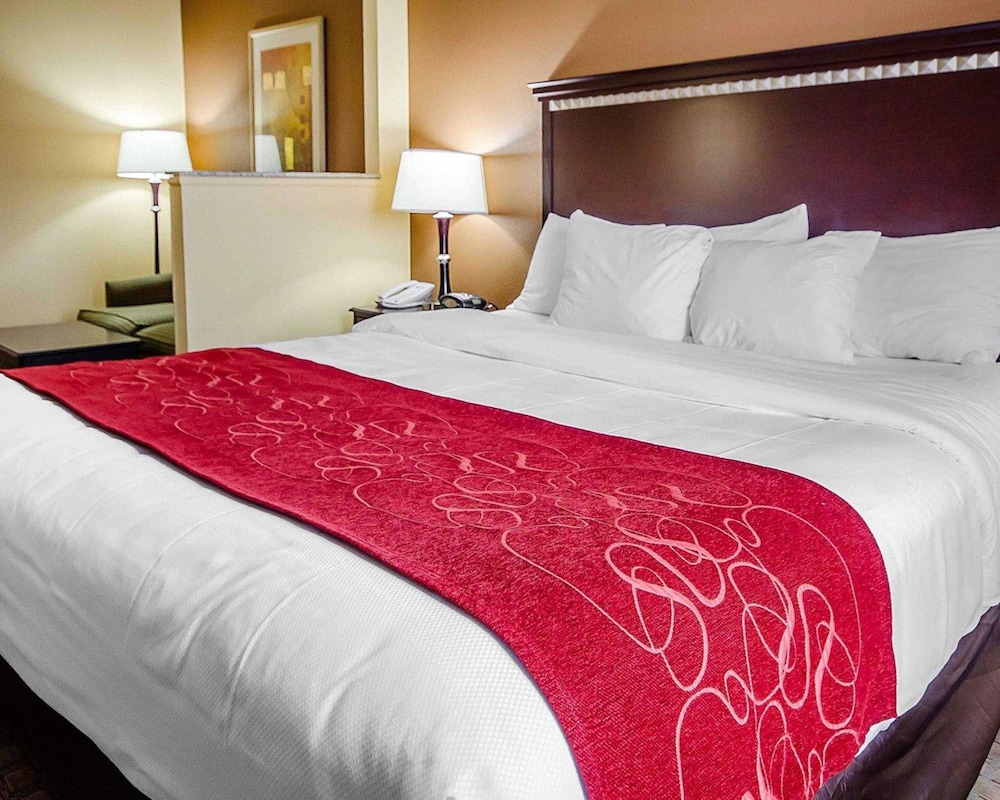 Comfort Suites Louisville East 14/38
