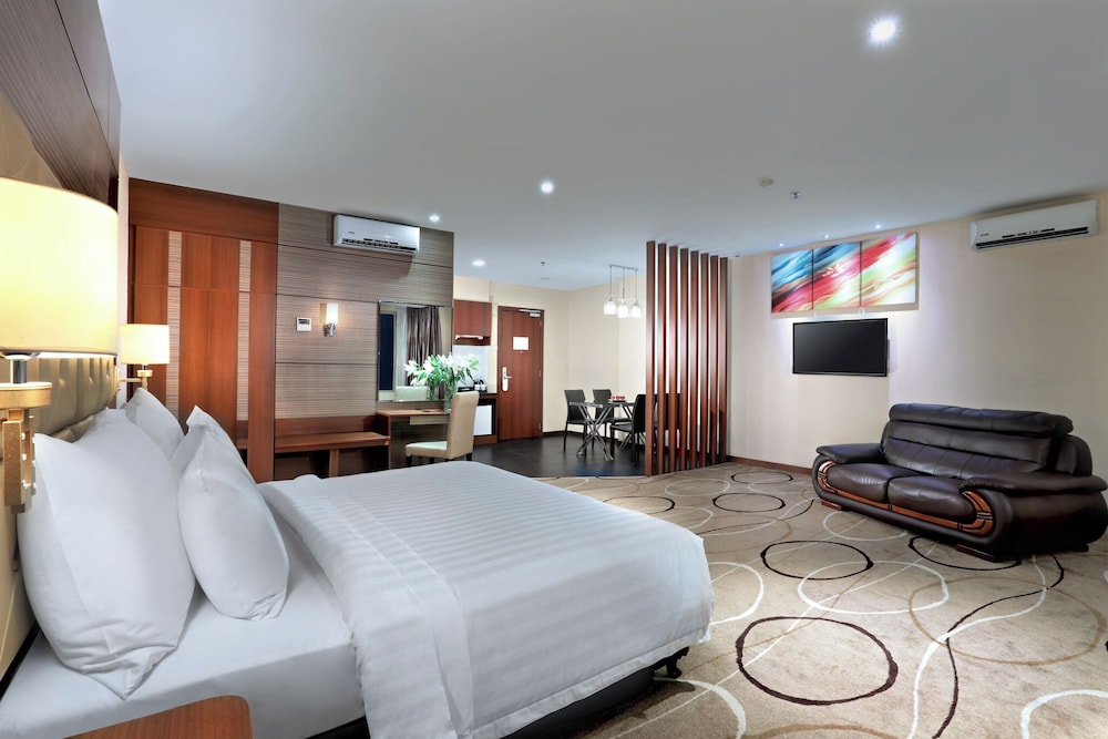 Aston Inn Gideon Batam 40/55