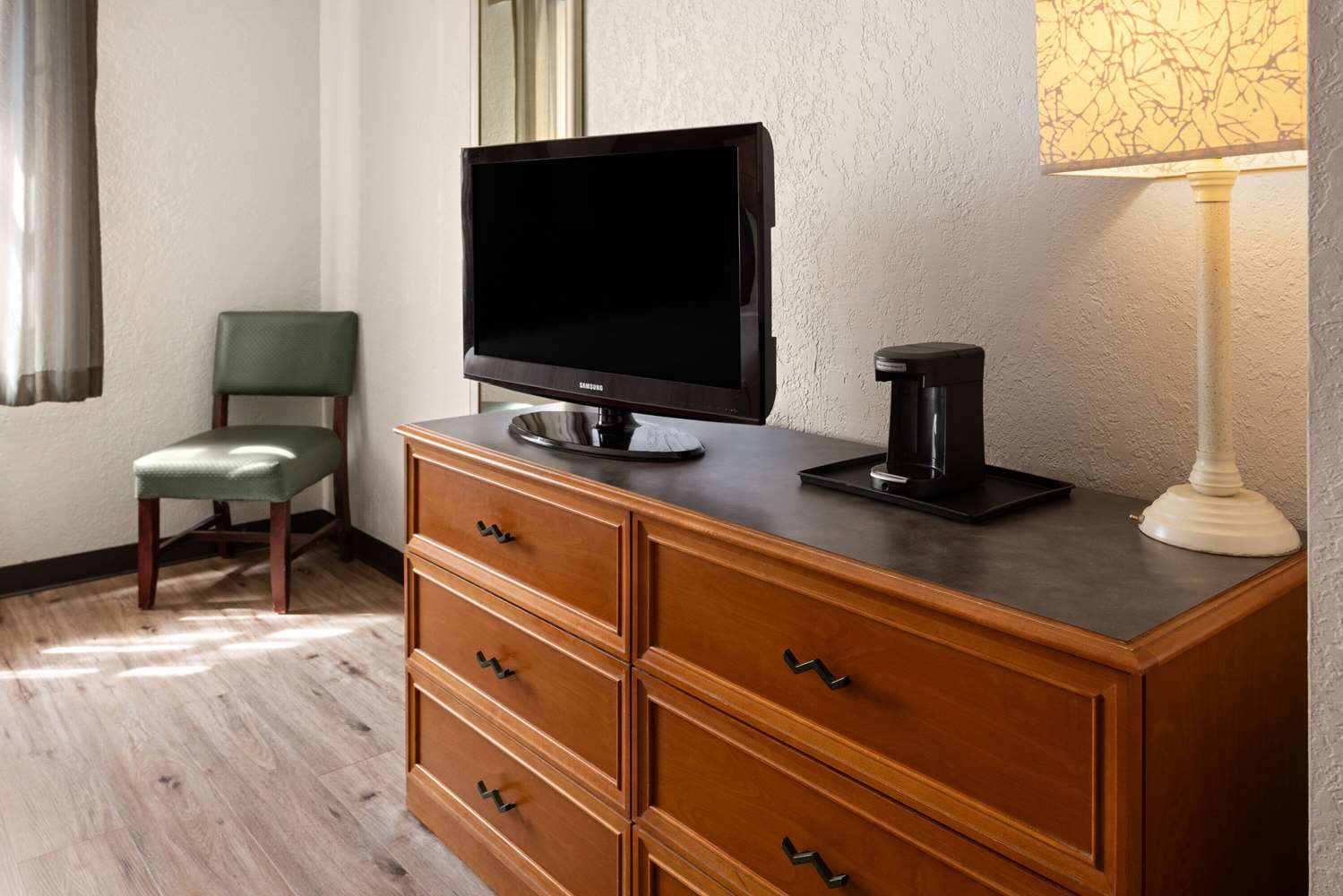 La Quinta Inn by Wyndham Pittsburgh Airport 28/36