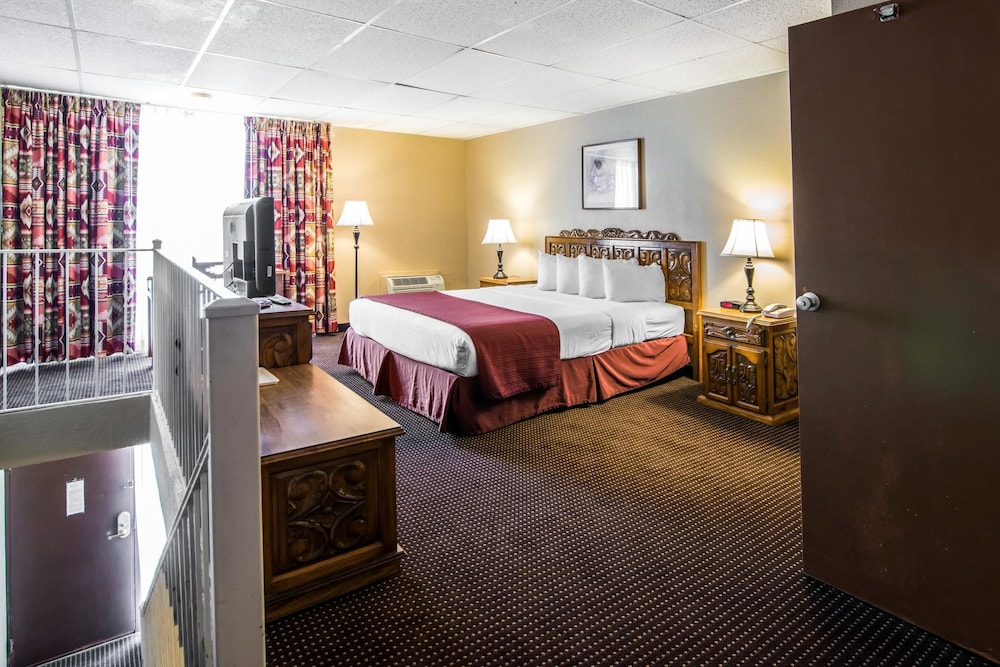 Quality Inn Taos 20/41