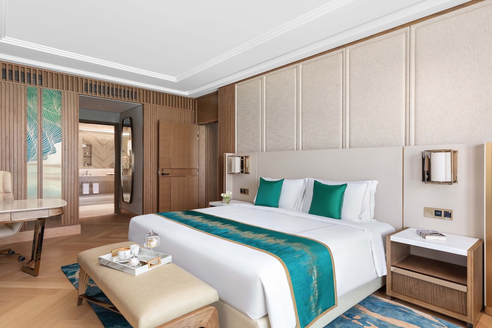 Taj Exotica Resort and Spa, The Palm, Dubai 55/110