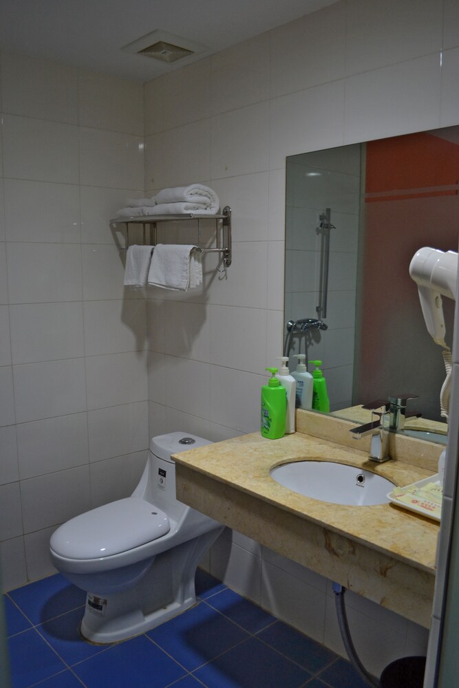 Echarm Hotel (Guangzhou Huashi Metro Station) 33/33