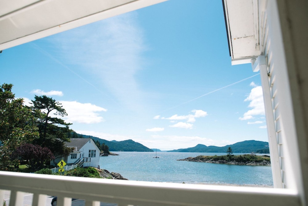 Outlook Inn On Orcas Island 62/68