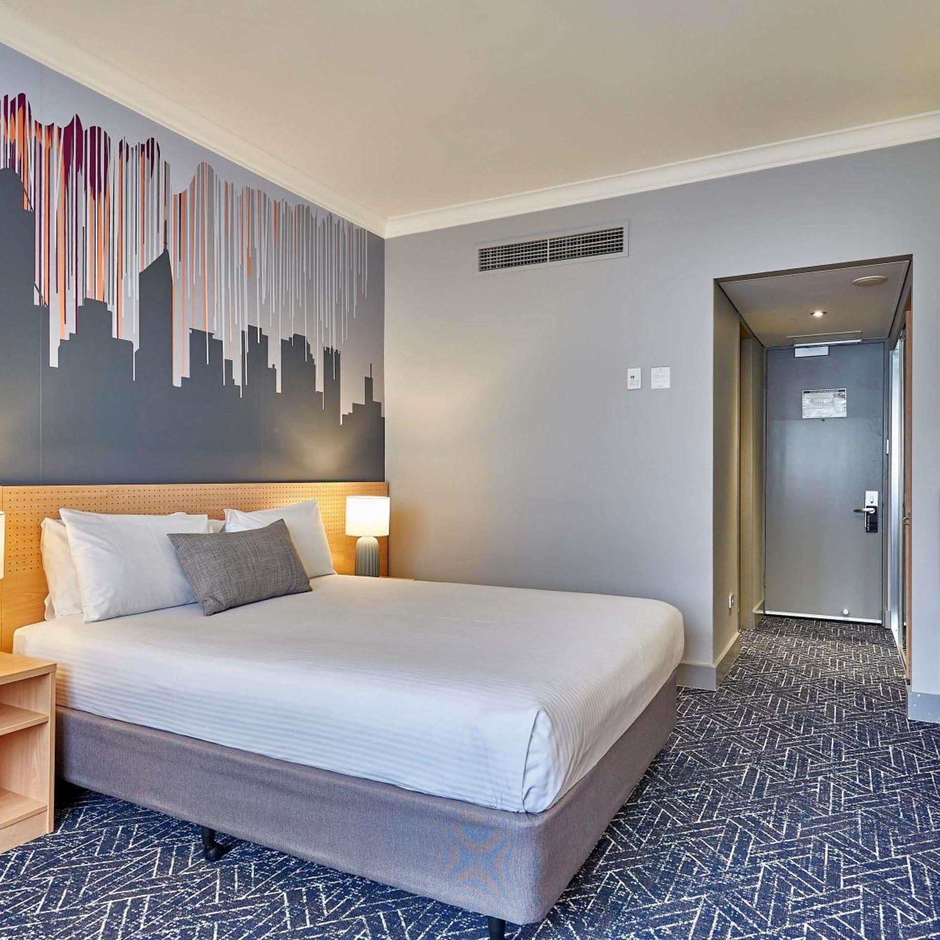 Classic, King Bed, Queen Bed