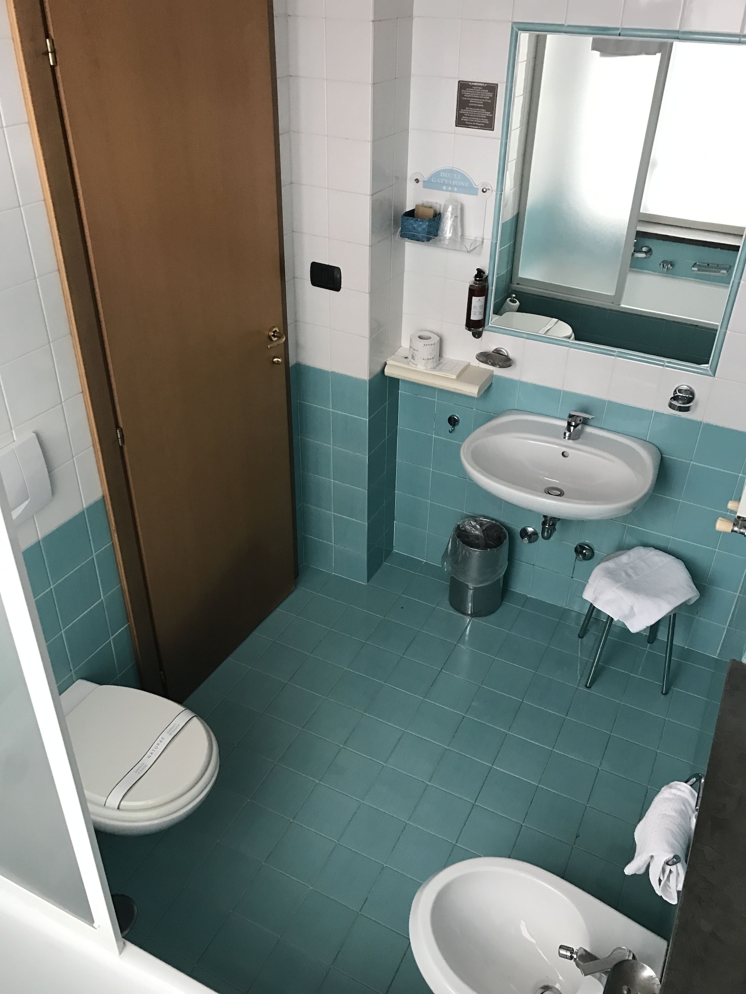 غرفة سوبيريور بسرير كوين بإطلالة على المدينة، Hotel Gattapone 8/9