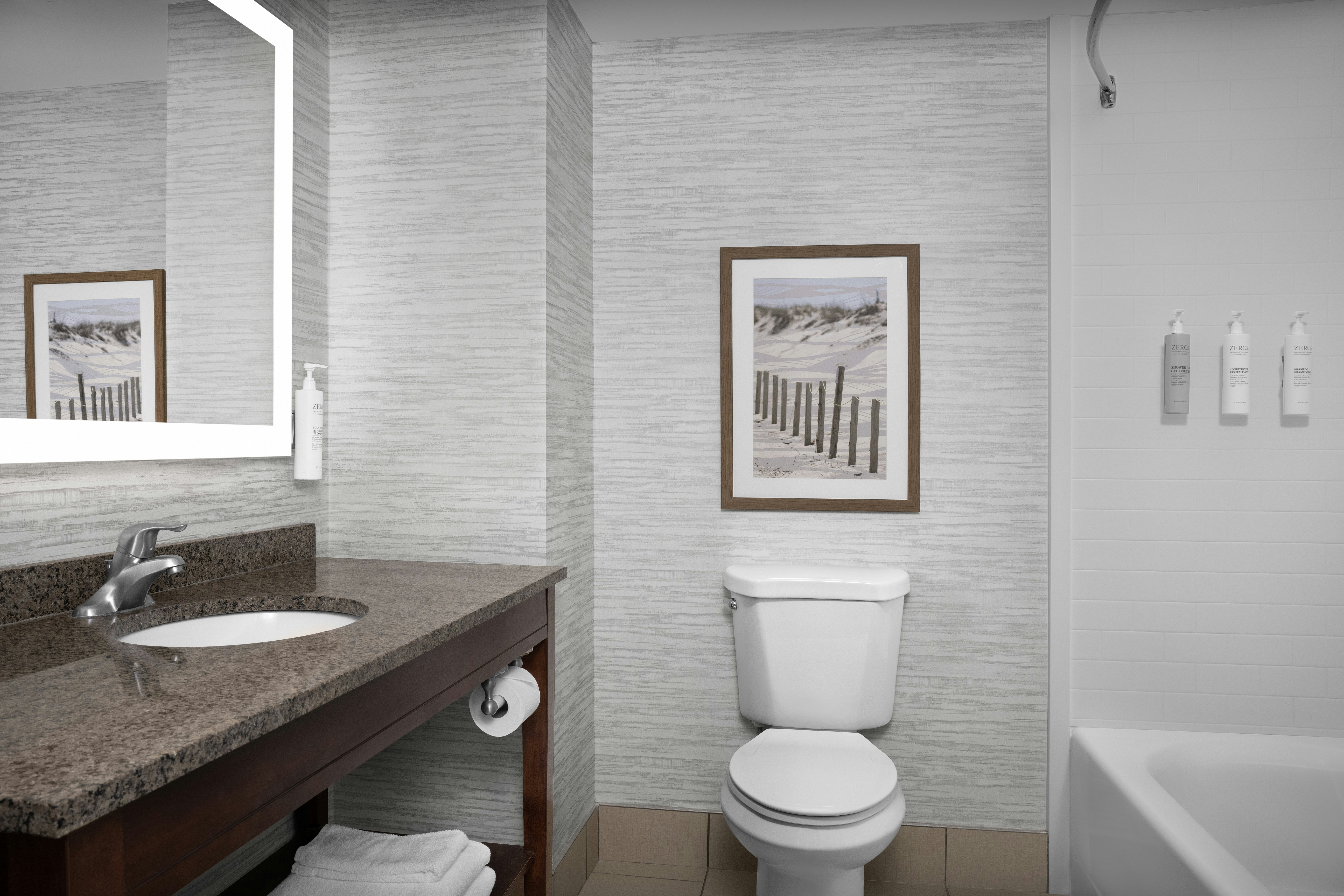 Room, King Bed, Bay Front, Accessible، Hampton Inn And Suites Ocean City Bayfront Convention Center 4/4