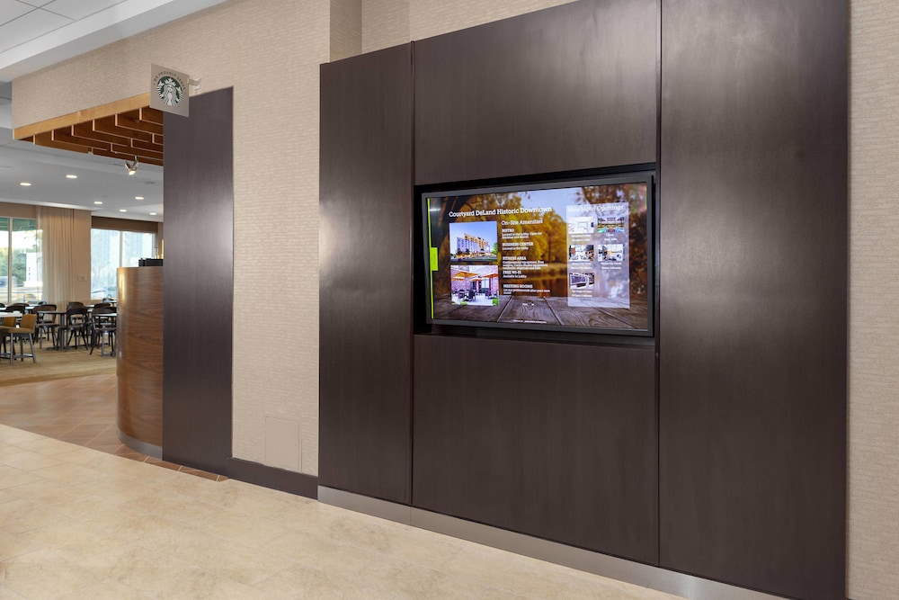 Courtyard By Marriott Deland Historic Downtown 9/47