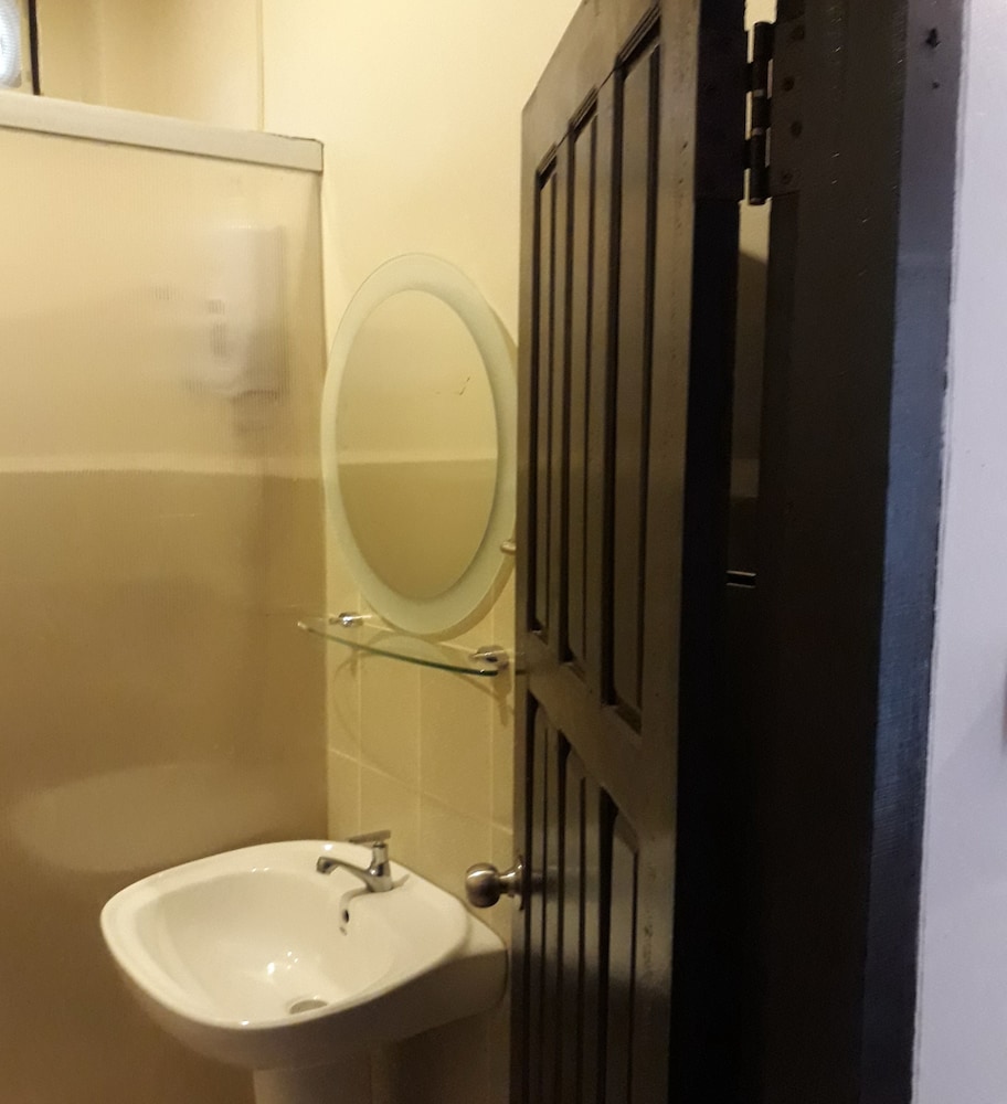 Laos Haven Hotel 25/26
