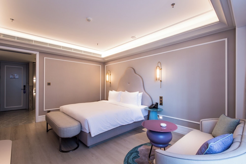 Mercure Changchun Hengxing 20/46