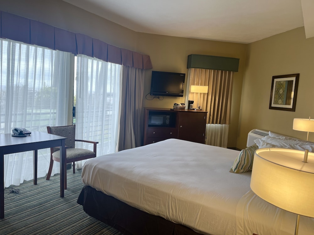 Best Western Huntington Beach 30/65