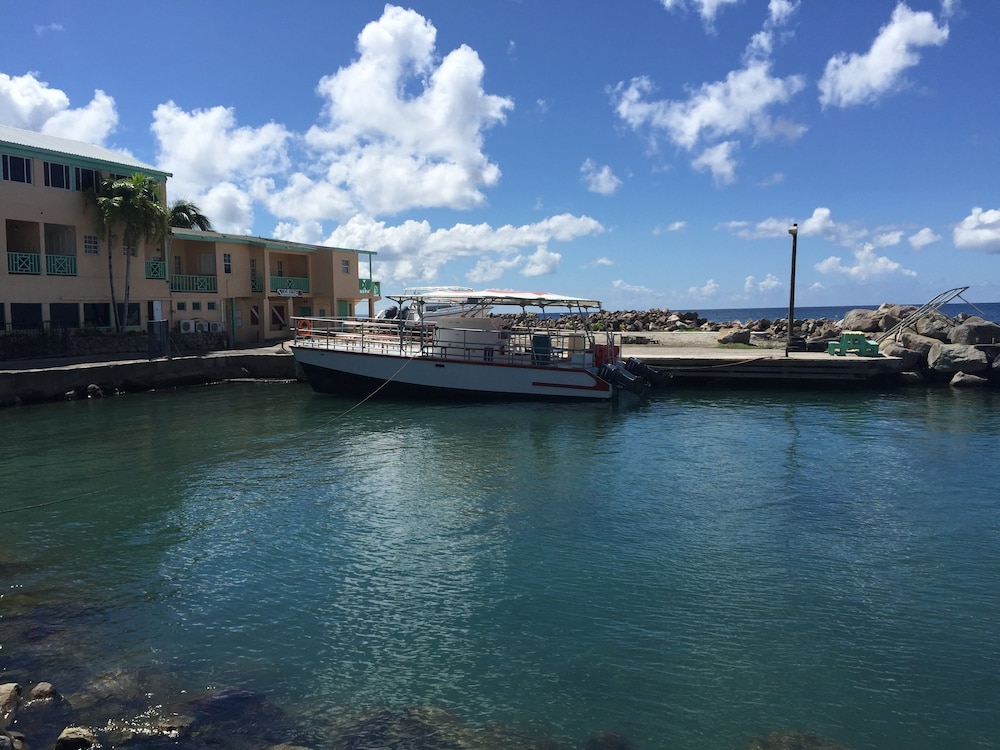 BIRD ROCK BEACH HOTEL 7/47