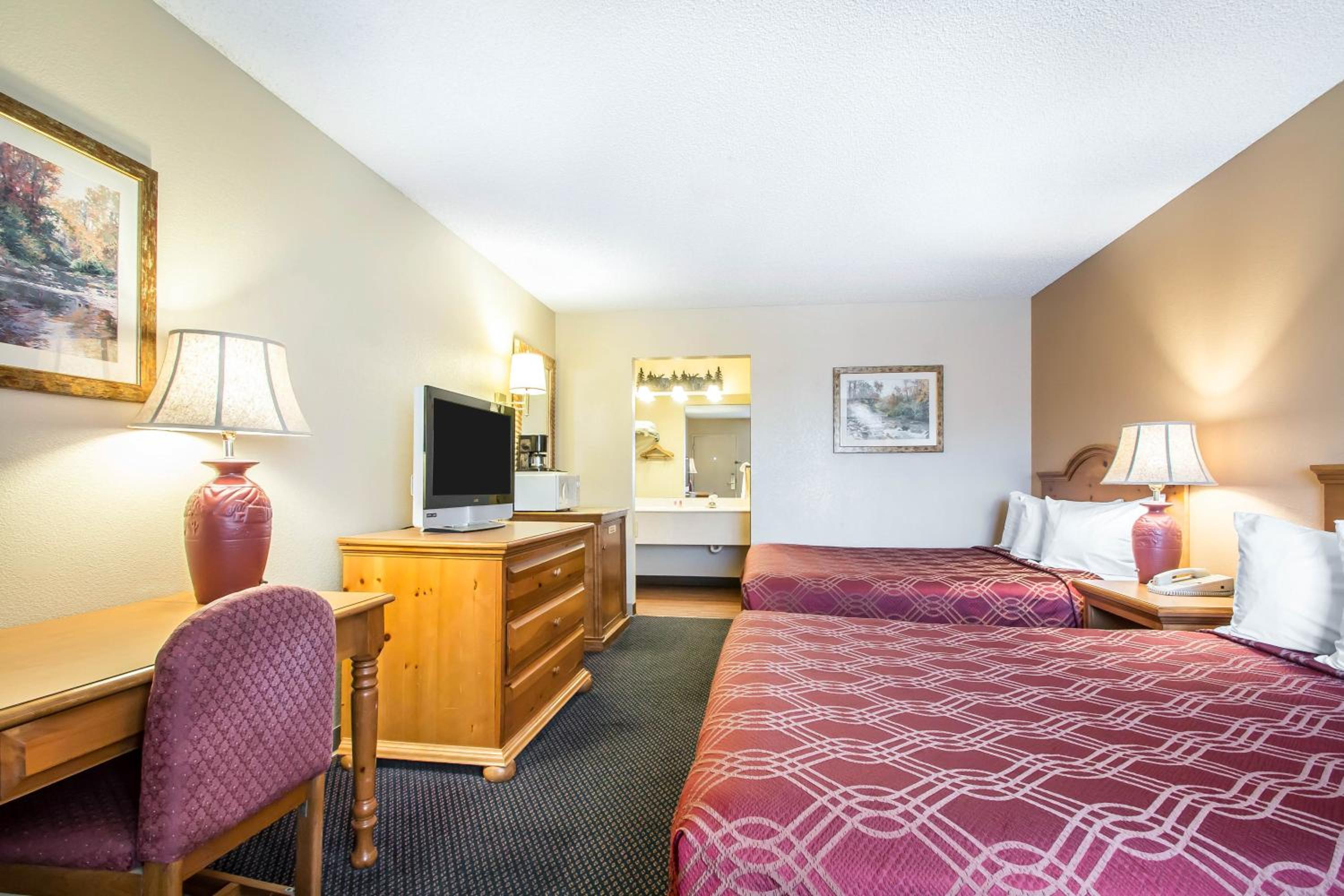 ROOM, 2 DOUBLE BEDS, SMOKING