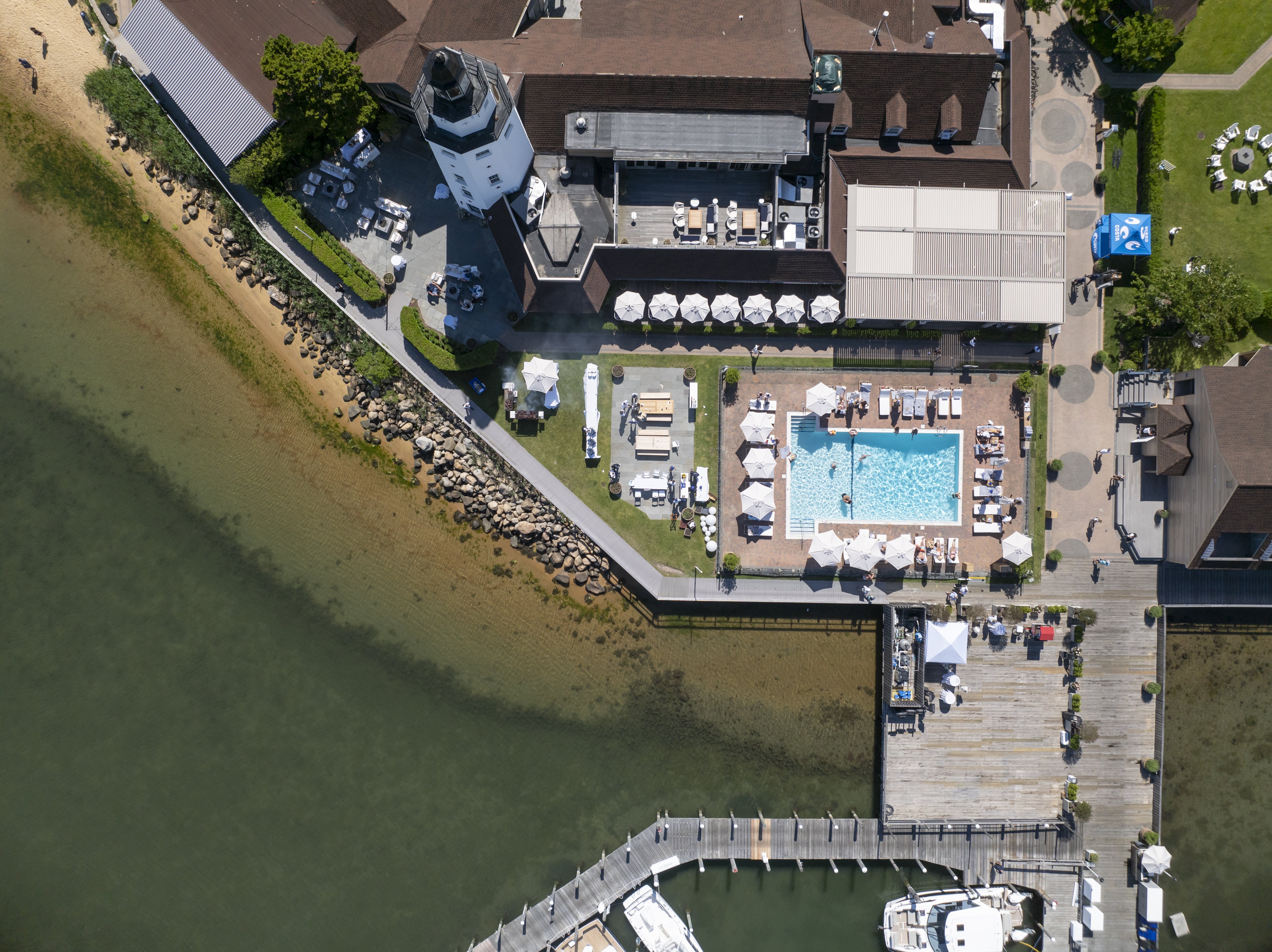 Montauk Yacht Club 69/74