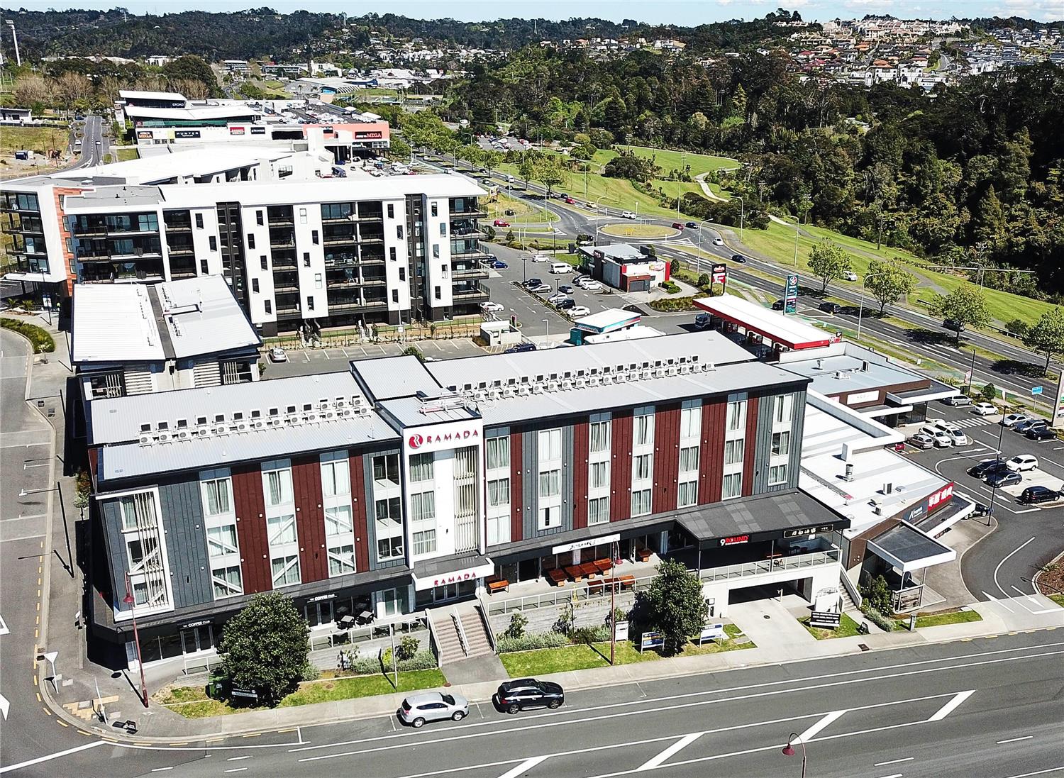 Ramada Suites by Wyndham Albany 2/59