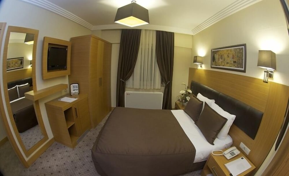 Mirilayon Hotel 18/50