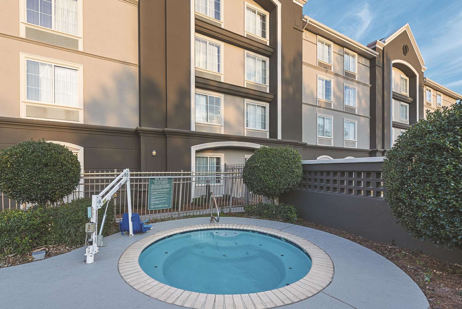 La Quinta Inn & Suites by Wyndham Shreveport Airport 28/33
