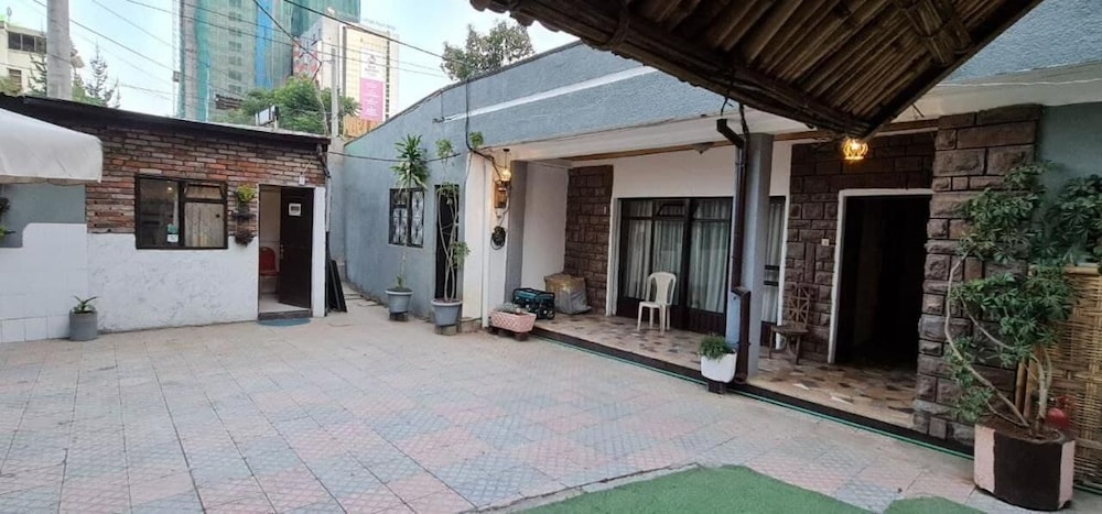 Lucy Guest House B&B 18/32