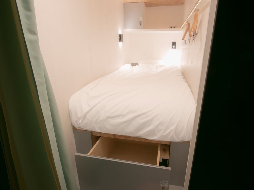 Smart, Capsule, Mixed, Single Bed