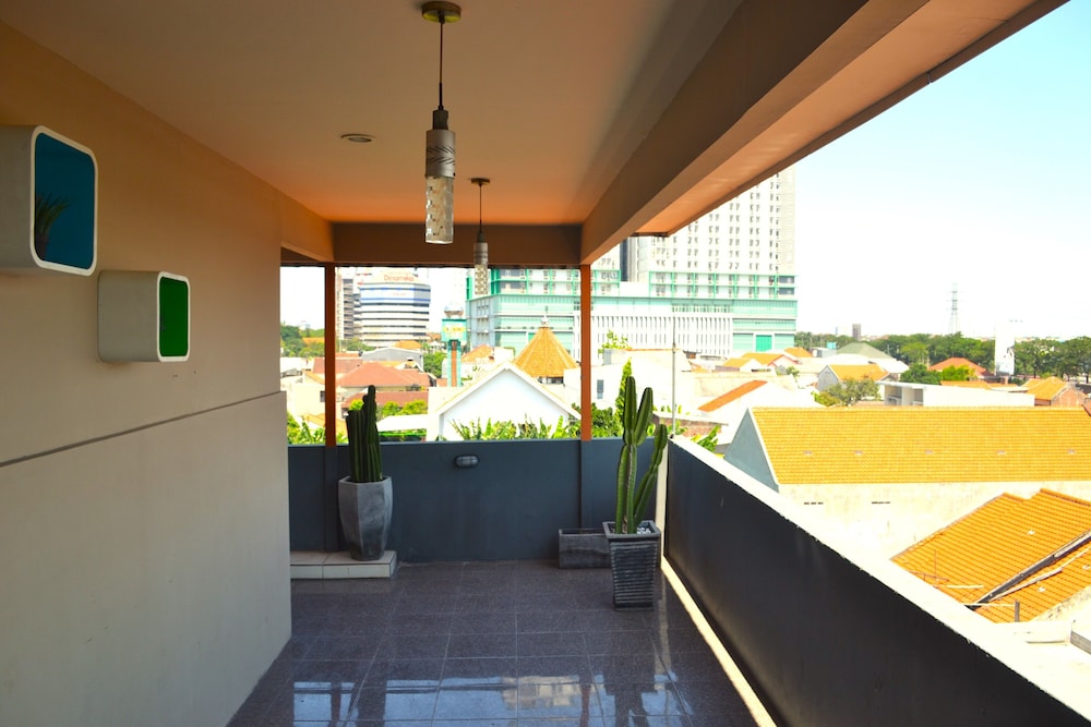 Oyo 450 Semampir Residence 38/64