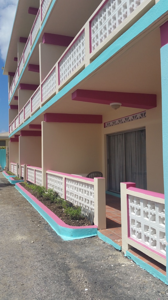 MELROSE BEACH APARTMENT 5/50