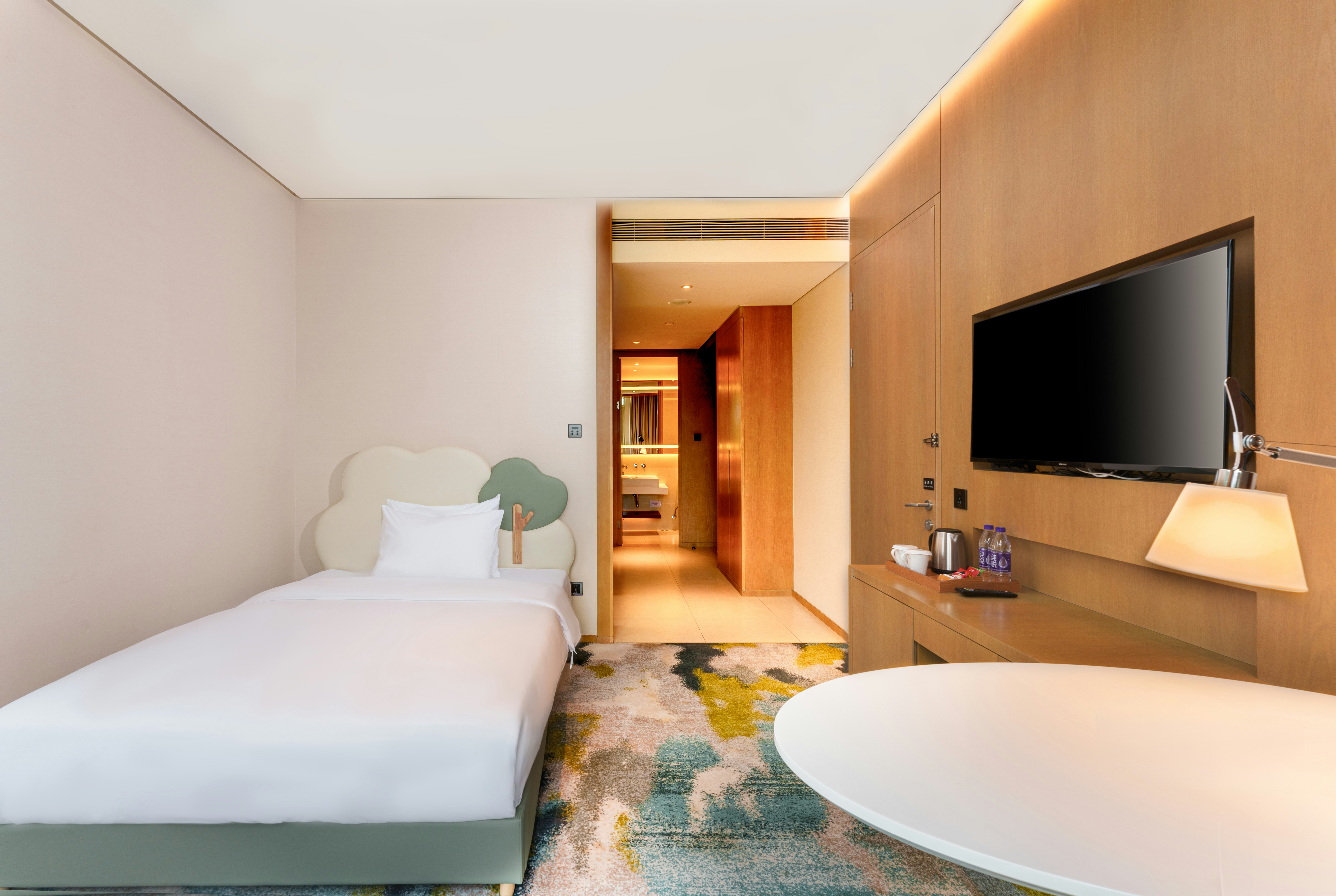1 BEDROOM, DELUXE, SUITE, KING BED