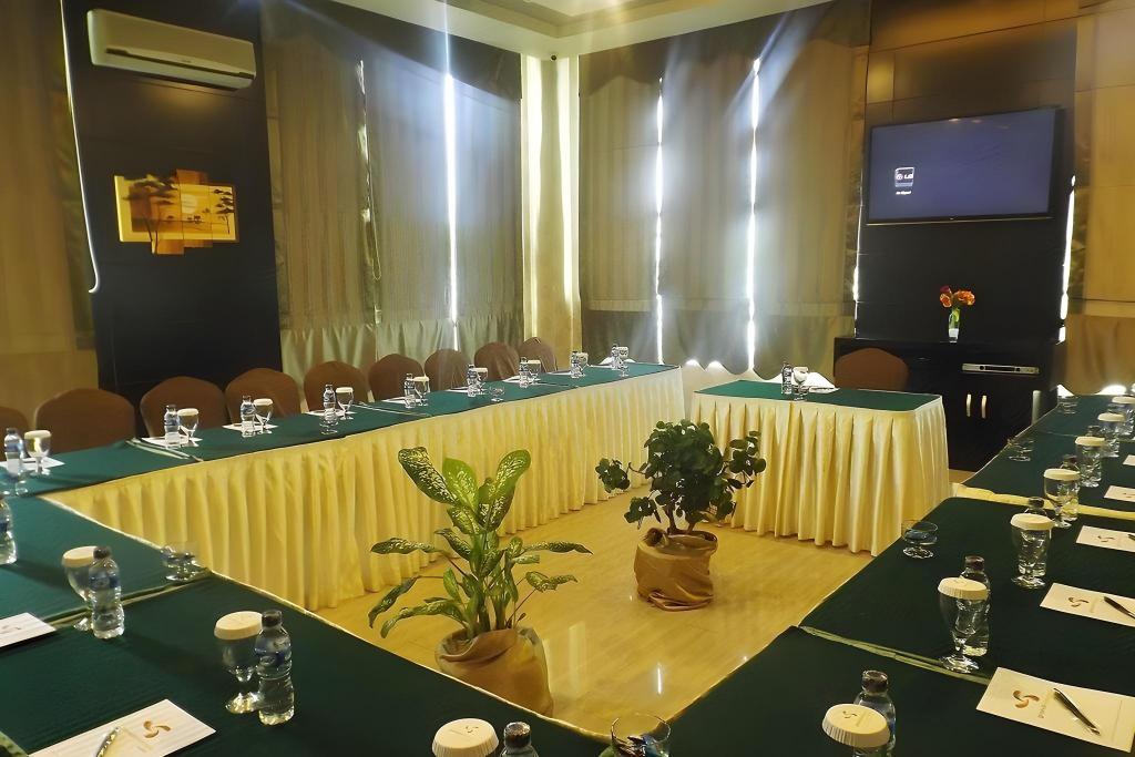 Grand Kanaya Hotel 36/50