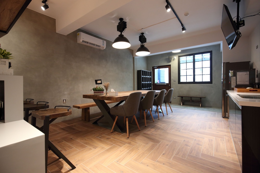 G.O.A.T Hostel 36/49