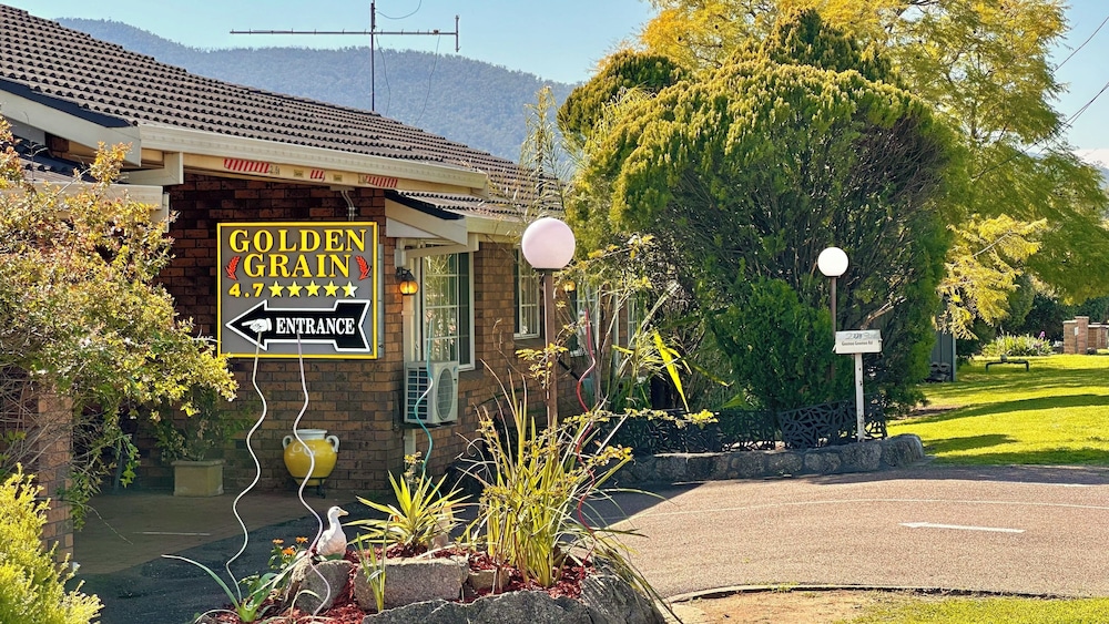 Golden Grain Motor Inn 59/62