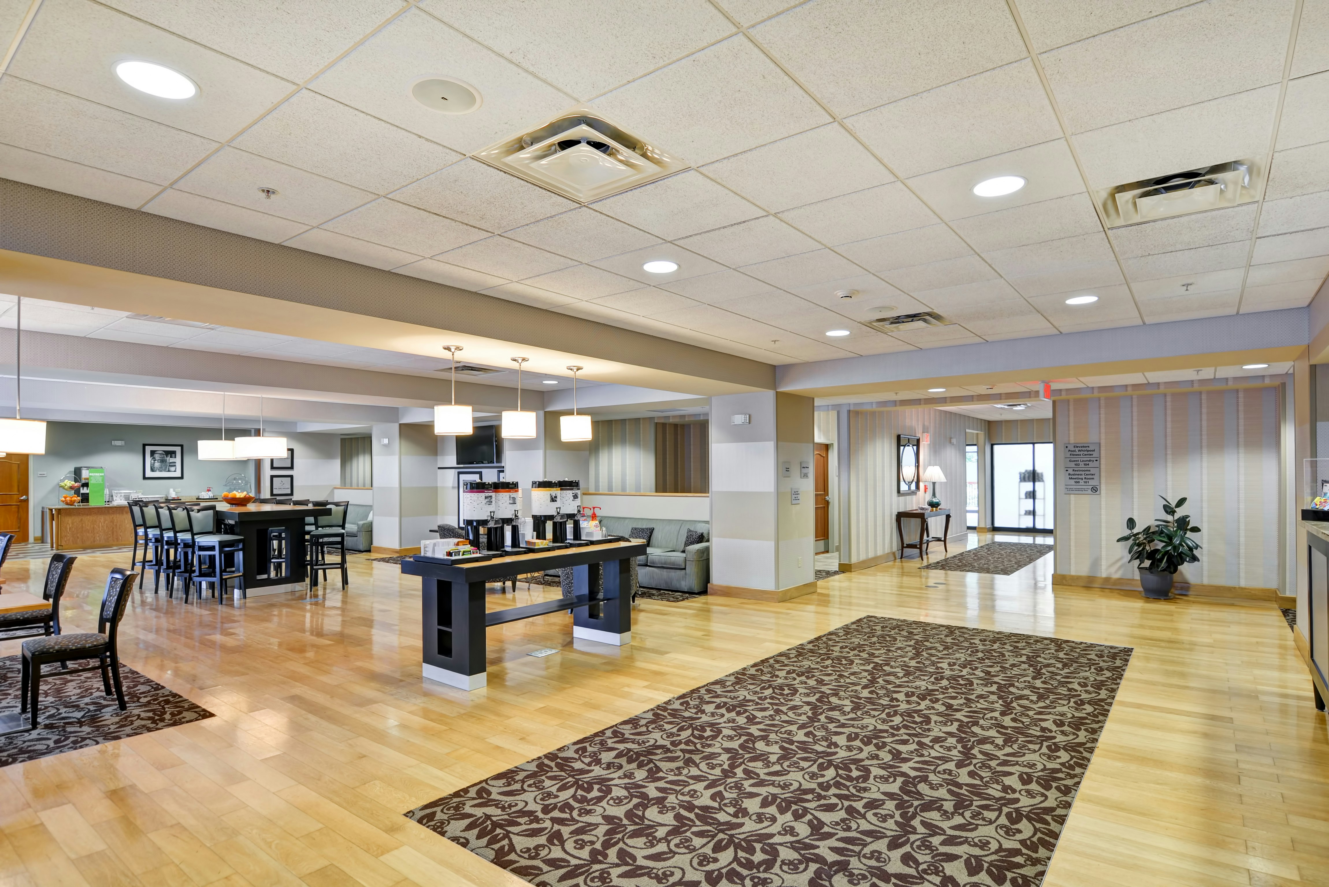 Hampton Inn Tunkhannock 8/21