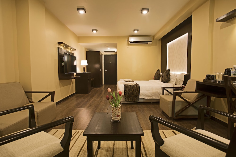 United Business Hotel 20/27