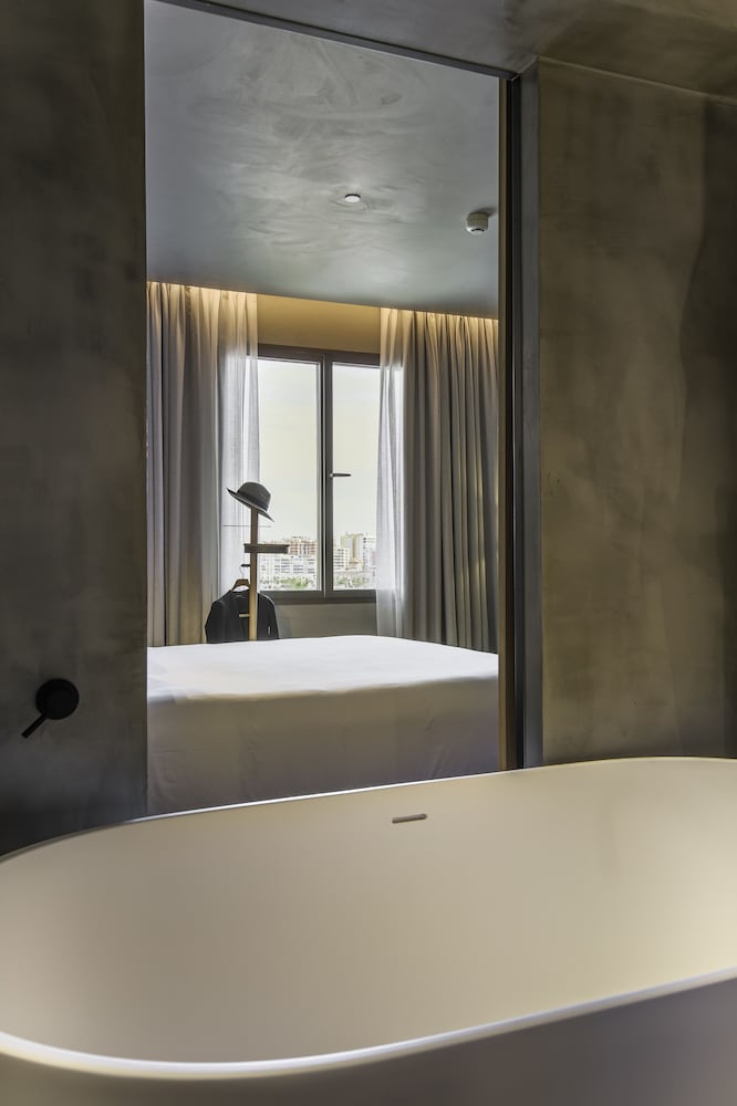 ONLY YOU HOTEL MALAGA 7/50