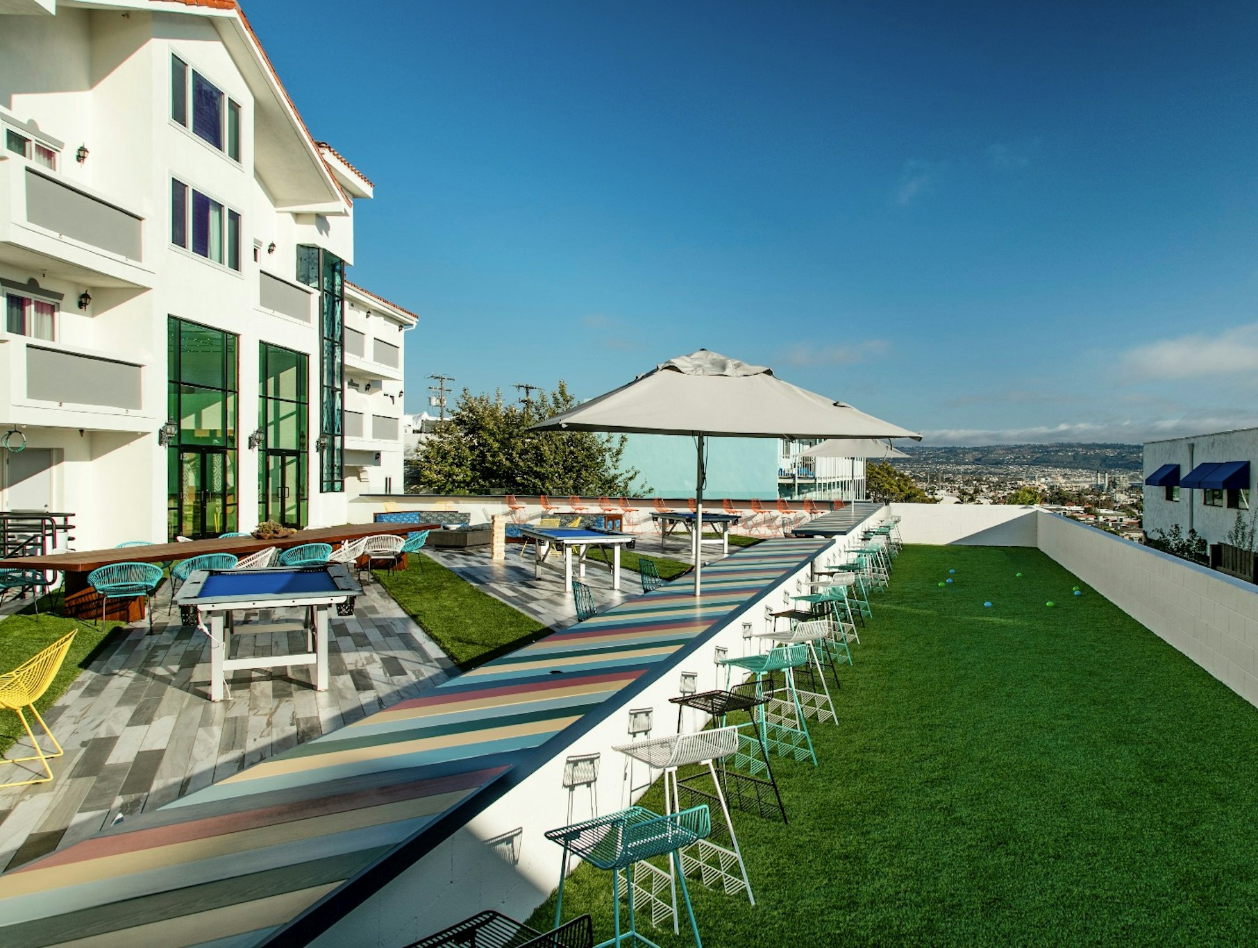 Hotel Hermosa 51/52