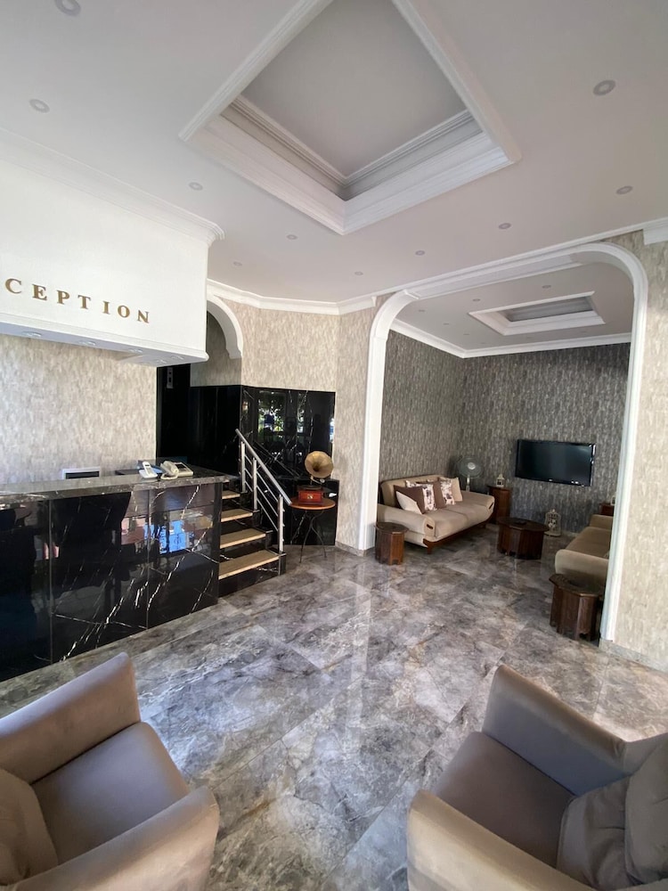 Sempati Apart Hotel 38/48