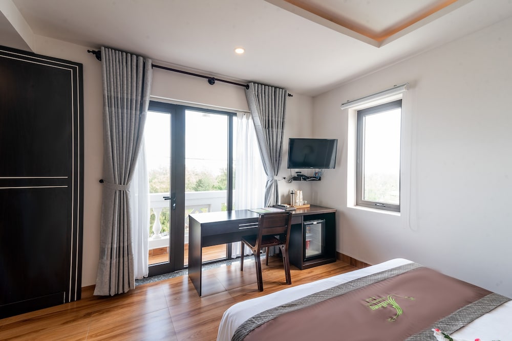 Viet Long Hoi An Beach Hotel 40/53