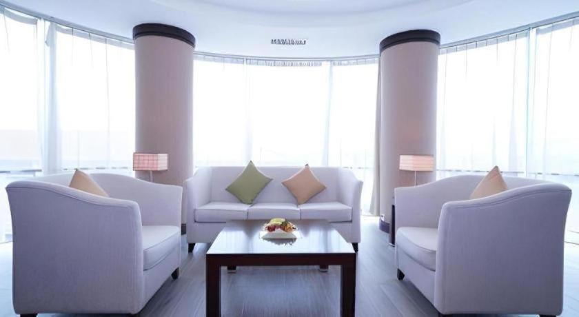 Foshan Huaxia Pearl Hotel 55/82
