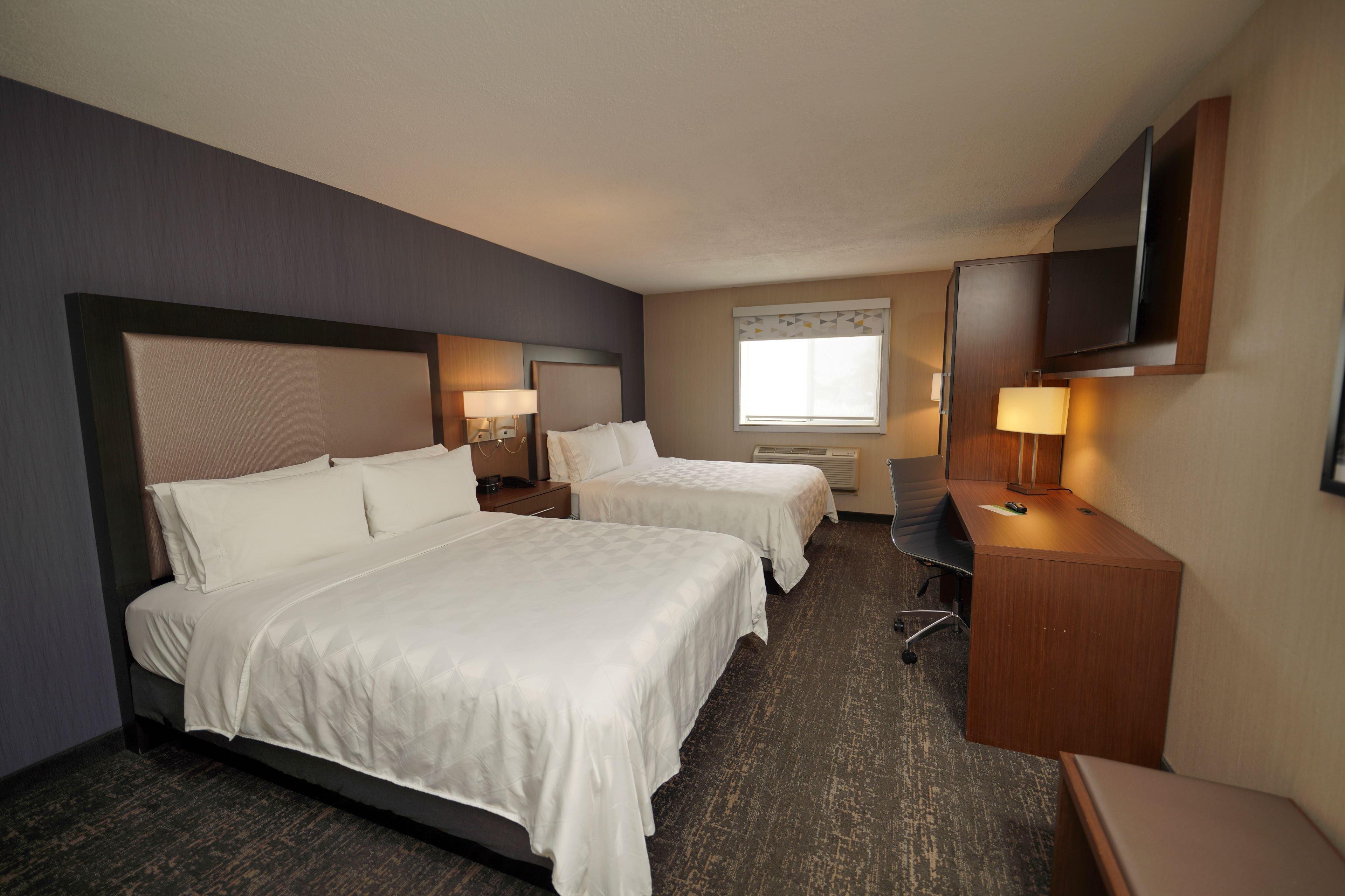 Holiday Inn Hotel & Suites Chicago-Carol Stream(Wheaton) 12/76