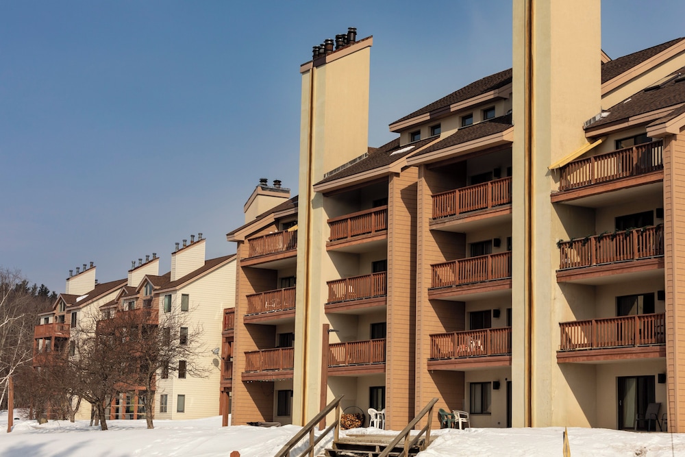 Mount Snow Lodging 8/50
